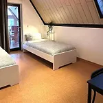 Grosszuegige Handwerkerwohnung - Viel Platz Und Voll Ausgestattet Apartamento