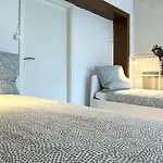 Grosszuegige Handwerkerwohnung - Viel Platz Und Voll Ausgestattet