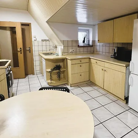 Grosszuegige Handwerkerwohnung - Viel Platz Und Voll Ausgestattet Lejlighed