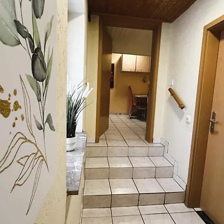 Grosszuegige Handwerkerwohnung - Viel Platz Und Voll Ausgestattet Apartmán