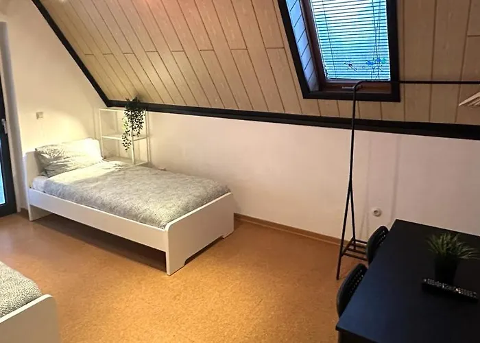 Grosszuegige Handwerkerwohnung - Viel Platz Und Voll Ausgestattet Lejlighed