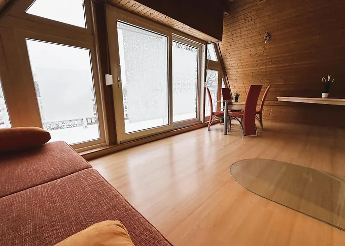 Grosszuegige Handwerkerwohnung - Viel Platz Und Voll Ausgestattet